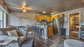 Apartment (1 Bedroom) | Interior