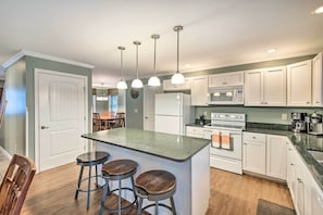 Interior - North Conway Home ~ 2 Mi to Cranmore Mountain! (North Conway)