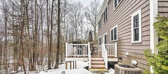 North Conway Home ~ 2 Mi to Cranmore Mountain!