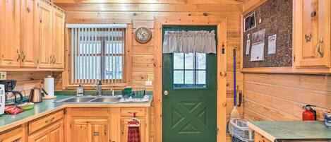 House (2 Bedrooms) | Interior