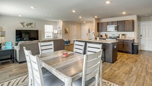 House (4 Bedrooms) | Interior - 'camden Ocean Springs' House Near Beaches! (Ocean Springs)