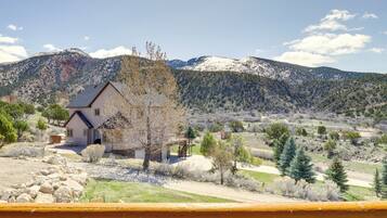 House (6 Bedrooms) | Interior