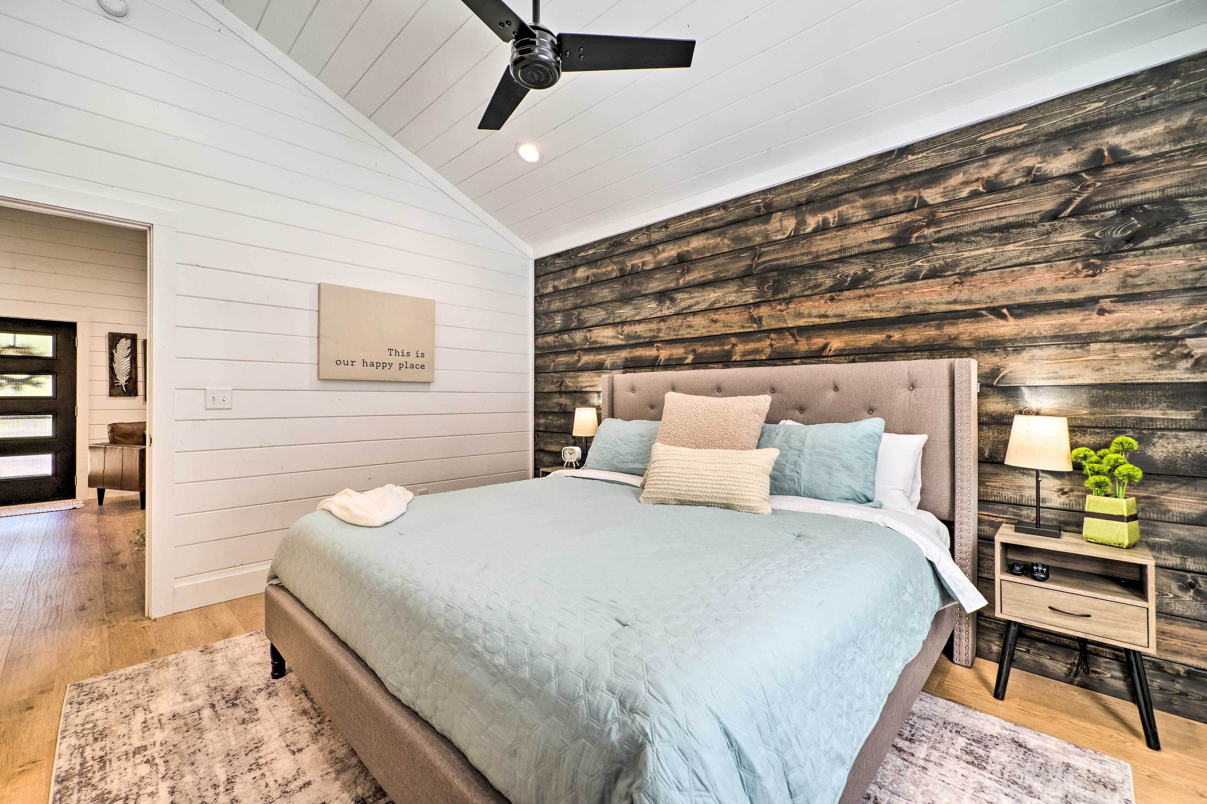 'A Little Bit of Simple' Cabin w/ Pond Access