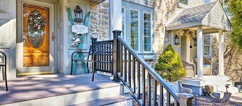 7-acre Stone Manor w/ Pool + Hot Tub Built in 1787