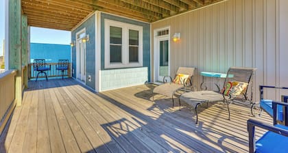 Chic Surf City Retreat w/ Pool < 1 Block to Beach!