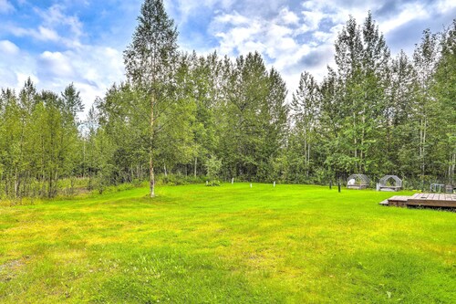 Charming Wasilla Retreat: Walk to Lake Lalen!