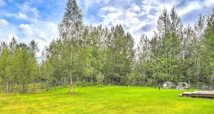 Charming Wasilla Retreat: Walk to Lake Lalen!