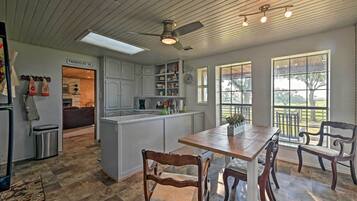 บ้านพัก (5 Bedrooms) | ภายใน