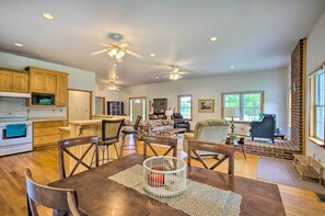 Casa (2 Bedrooms) | Interior