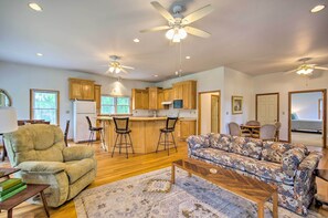 Casa (2 Bedrooms) | Interior