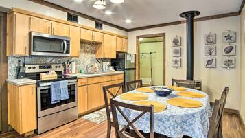 Cottage (2 Bedrooms) | Interior