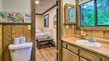 Cottage (2 Bedrooms) | Interior