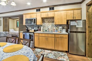 Mökki (2 Bedrooms) | Sisätilat