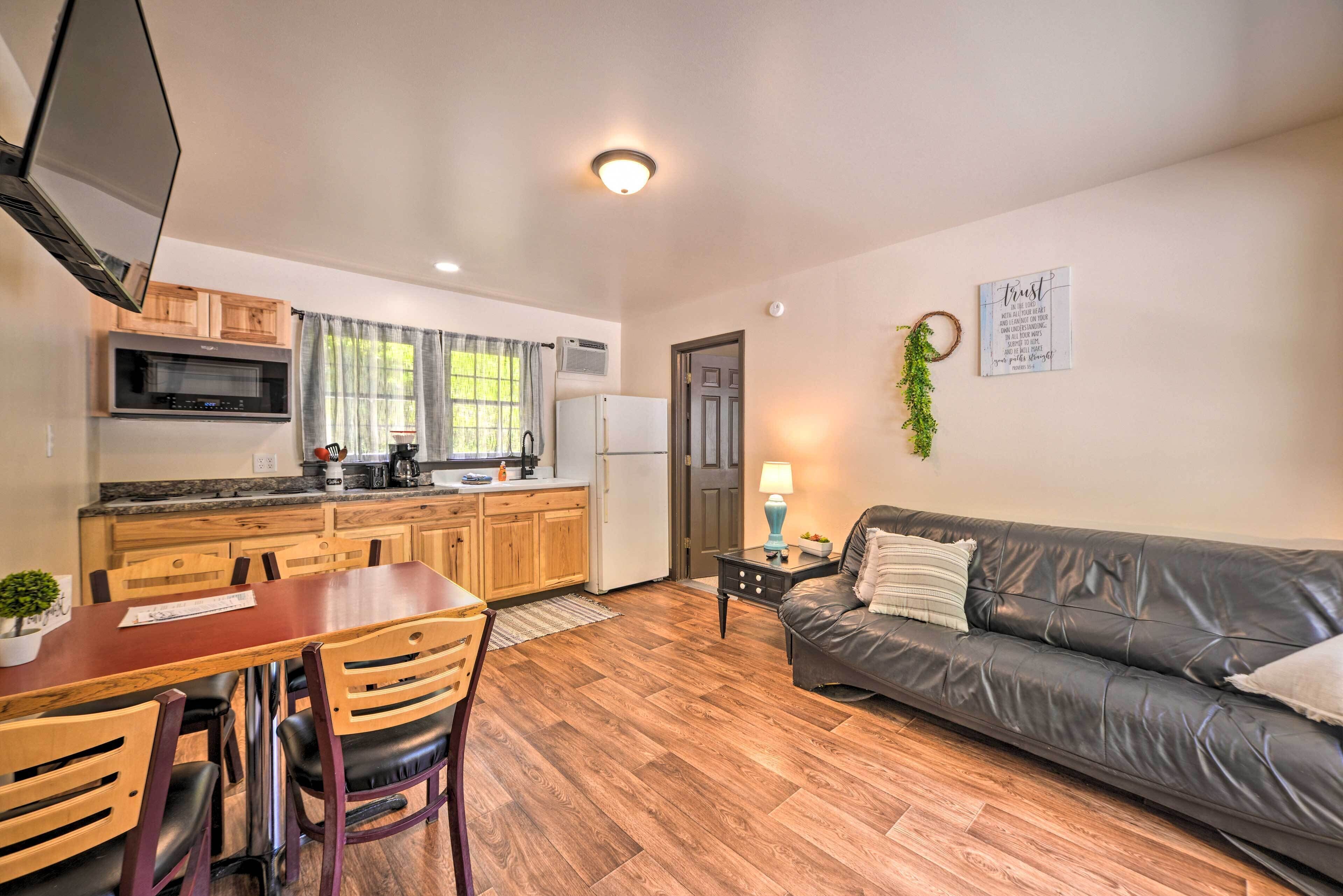 Convenient Murray Apt in Lakefront Resort!