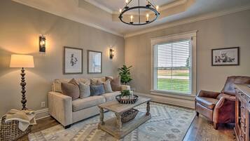 Cottage (2 Bedrooms) | Interior
