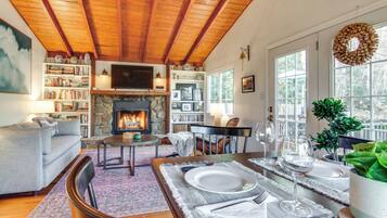 Cottage (1 Bedroom) | Interior