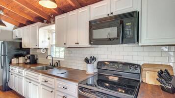 Cottage (1 Bedroom) | Interior