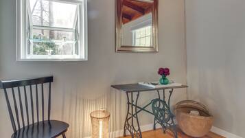 Cottage (1 Bedroom) | Interior