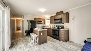 House (2 Bedrooms) | Bahagian dalam