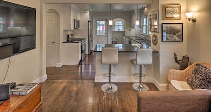 Bridgeport Vacation Rental - Walk to Beach!