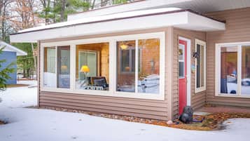 Cottage (3 Bedrooms) | Interior