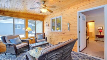 Cottage (3 Bedrooms) | Interior