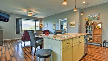 House (1 Bedroom) | Interior