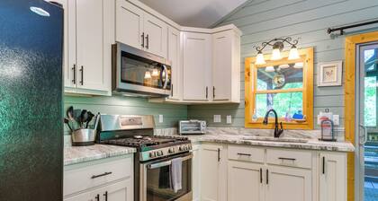 Cozy Creekside Cabin w/ Fire Pit & Views!