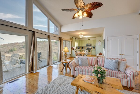 TV, fireplace, books - Blue Ridge Mountain Golf Resort Home w/ Views! (Roaring Gap)