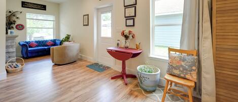 Apartment (0 Bedroom) | Interior