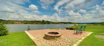 Cozy Casita & Cabana on Lake Marble Falls!