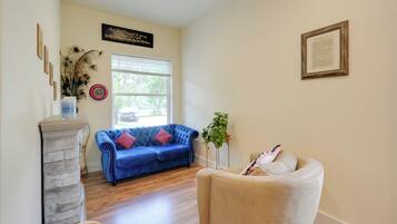 Apartment (0 Bedroom) | Interior