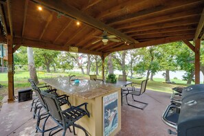 Apartment (0 Bedroom) | Interior - Cozy Casita & Cabana on Lake Marble Falls! (Horseshoe Bay)