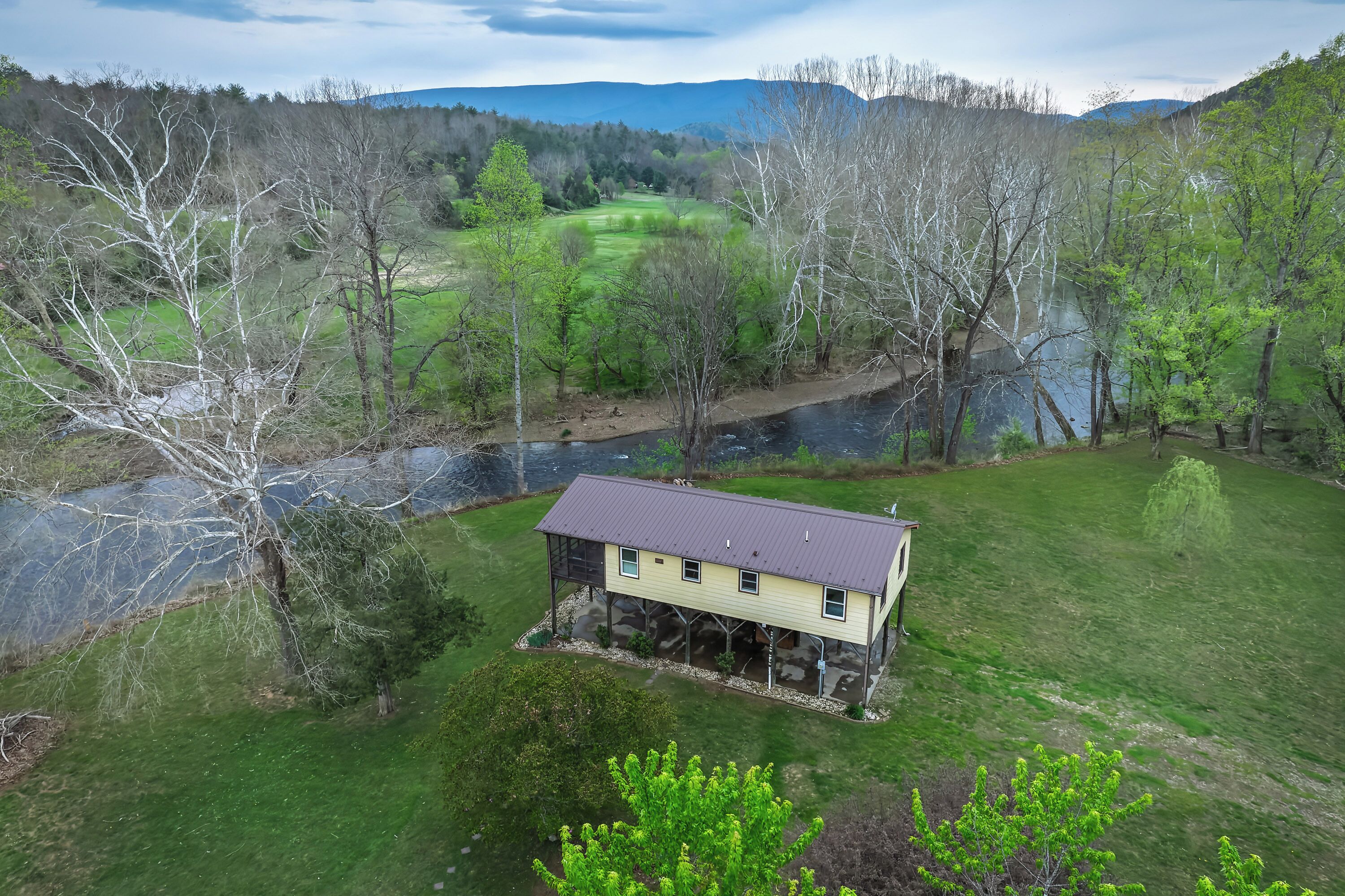 House (3 Bedrooms) | Front of property