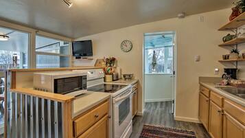 Apartment (1 Bedroom) | Interior