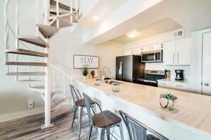 Apartment (2 Bedrooms) | Interior - Dreamy Lake Conroe Escape: Boat, Golf, and Swim! (Montgomery)