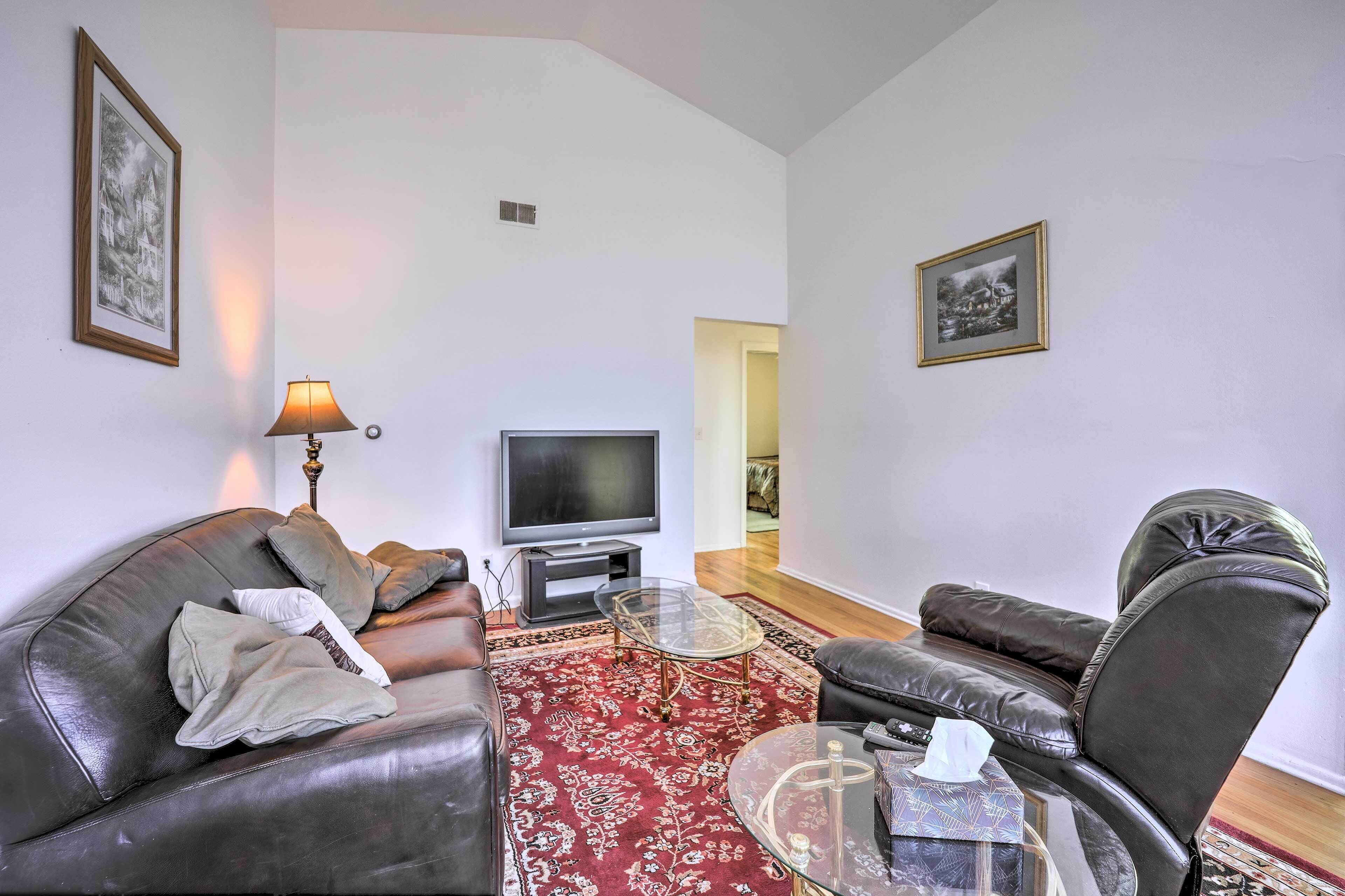 Cozy Highland Heights Apt: 8 Mi to Cincinnati