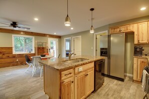 House (2 Bedrooms) | Interior