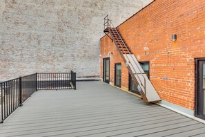 Apartment (2 Bedrooms) | Interior - Downtown Omaha Getaway w/ Deck & Gas Grill! (Omaha)