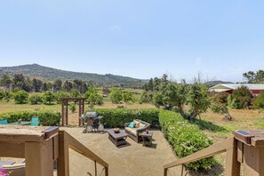 House (2 Bedrooms) | Interior - Escondido Vineyard Estate: Walk to Wineries! (Escondido)