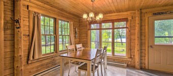 Cozy Riverfront Getaway: Fishing On-site!