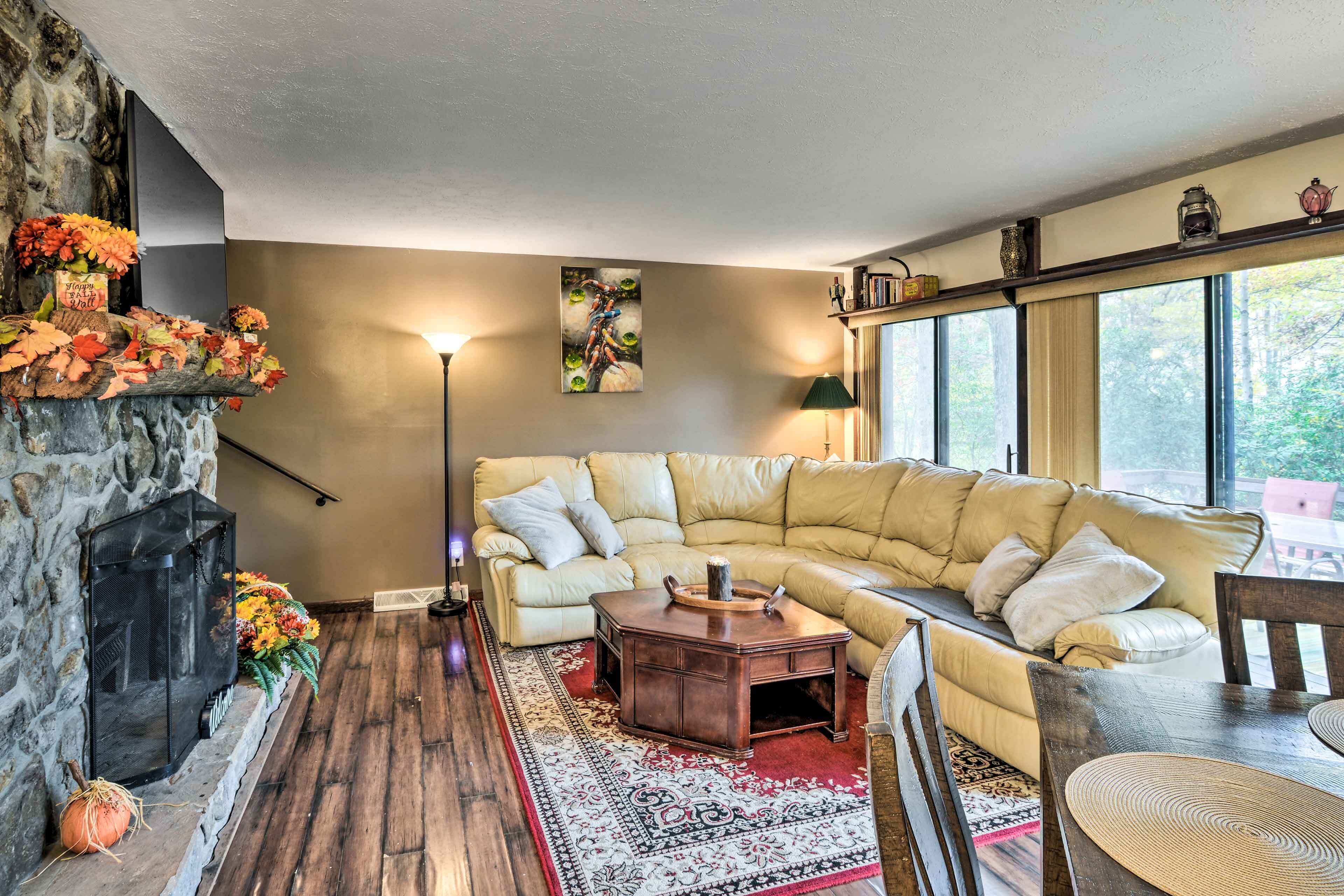 Farmington A-frame w/ Lake Access & Fire Pit!