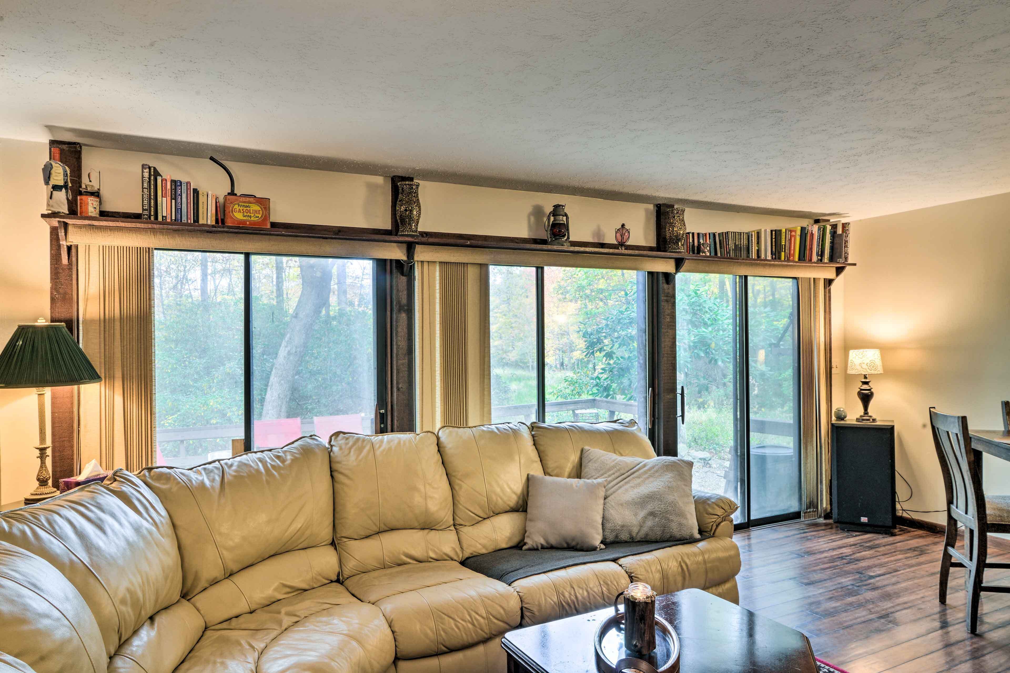 Farmington A-frame w/ Lake Access & Fire Pit!