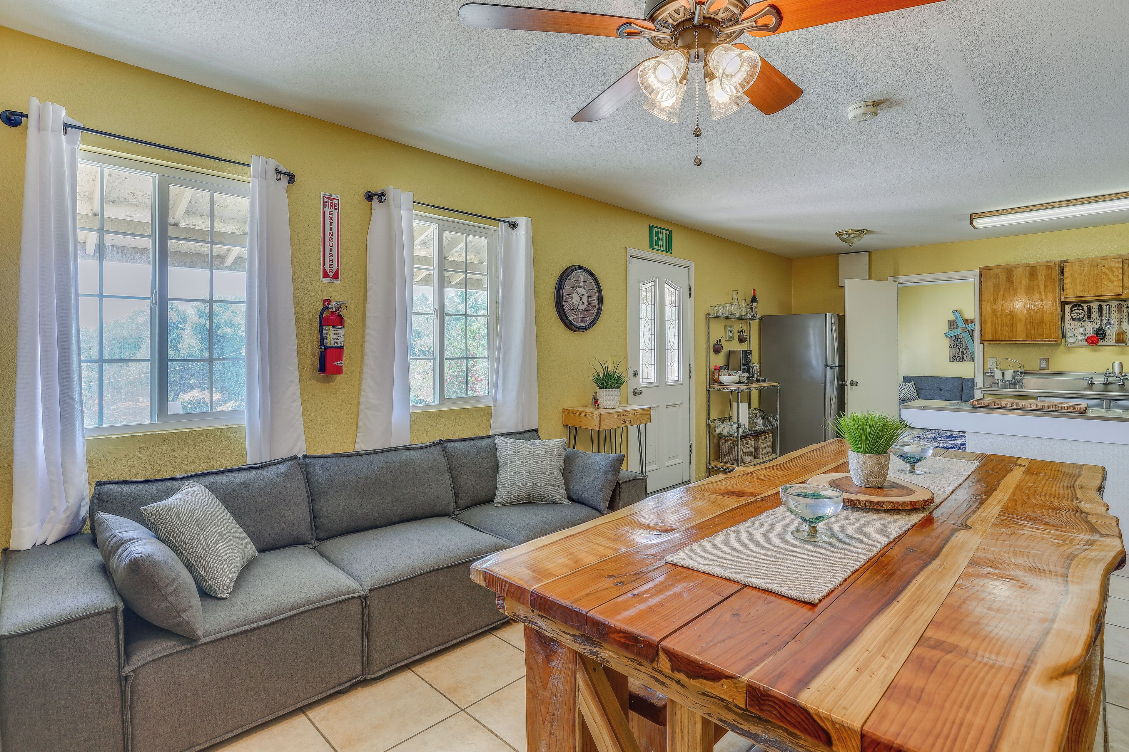 Family-friendly Coarsegold Guest House w/ Yard!