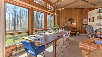 Talo (4 Bedrooms) | Sisätilat