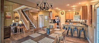 Family-friendly Massanutten Home w/ Slope Views!