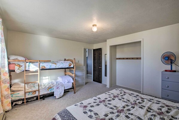 Interior - Fish Haven Home on Bear Lake: Community Beach (St. Charles)
