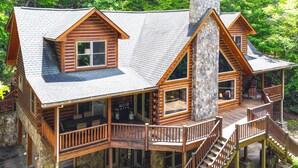 Unclassified image, 3 of 39, button - Hike, Fish & Golf: Burnsville Retreat w/ Deck! (Burnsville)