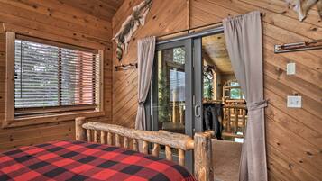 House (Multiple Bedrooms) | Interior