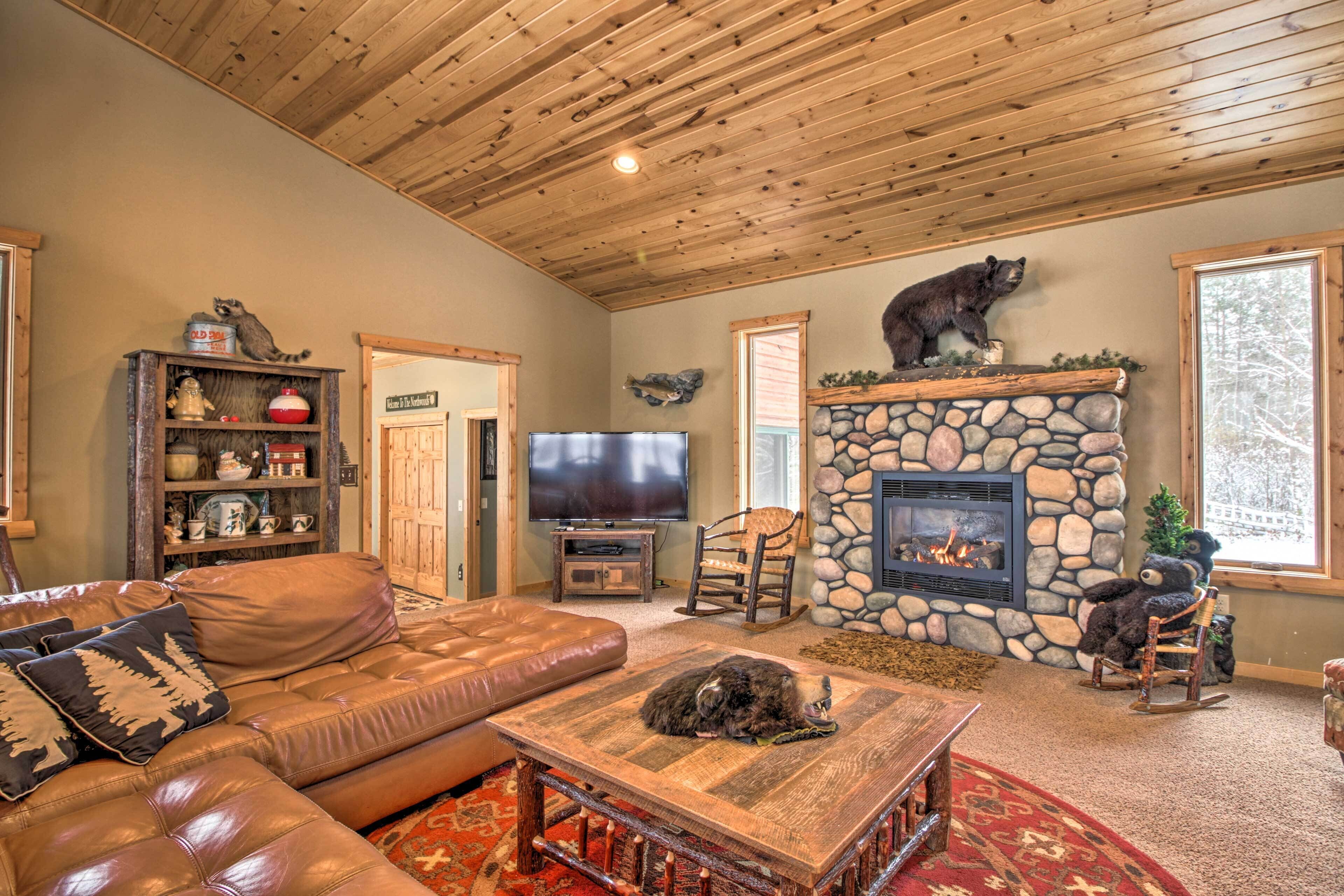 Expansive Ruth Lake Home w/ Dock, Fire Pit & Beach